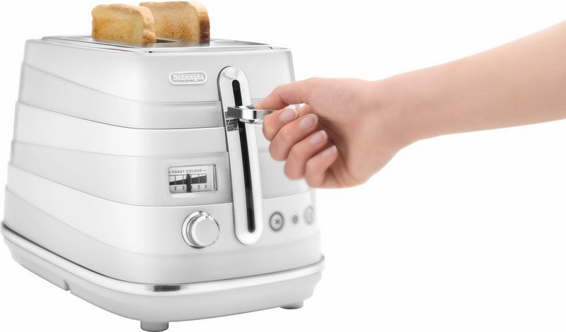 DeLonghi Toaster Avvolta CTA 2103.W 2 kurze Schlitze für 2 Scheiben 900 W