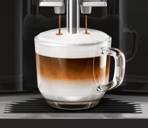 SIEMENS Kaffeevollautomat EQ.300 TI351509DE einfache Zubereitung mit oneTouch Funktion 5 Kaffee-Milch-Getränke schwarz