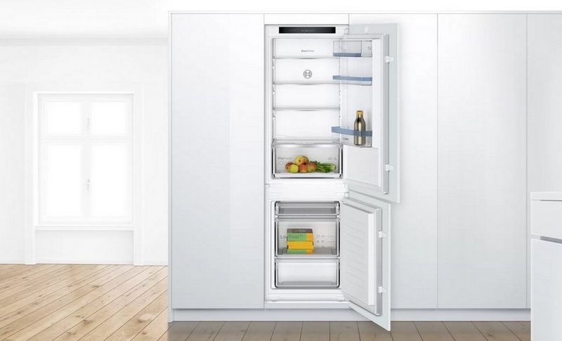 BOSCH Einbaukühlgefrierkombination KIV86VSE0 177.2 cm hoch 54.1 cm breit VitaFresh LowFrost BigBox Plus Superfrost-Taste LED Beleuchtung