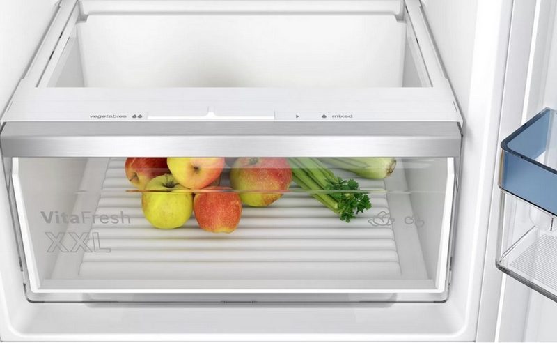 BOSCH Einbaukühlgefrierkombination KIV86VSE0 177.2 cm hoch 54.1 cm breit VitaFresh LowFrost BigBox Plus Superfrost-Taste LED Beleuchtung