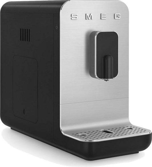 Smeg Kaffeevollautomat BCC01BLMEU Herausnehmbare Brüheinheit