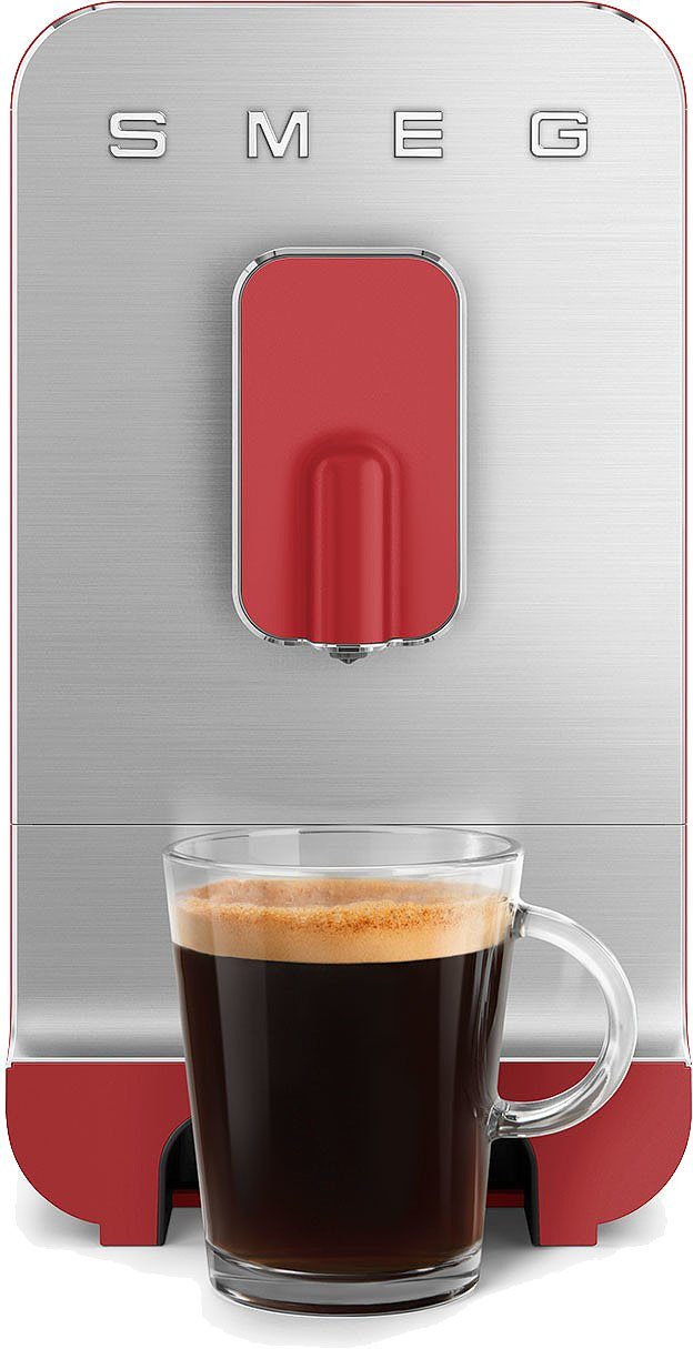 Smeg Kaffeevollautomat BCC01RDMEU Herausnehmbare Brüheinheit