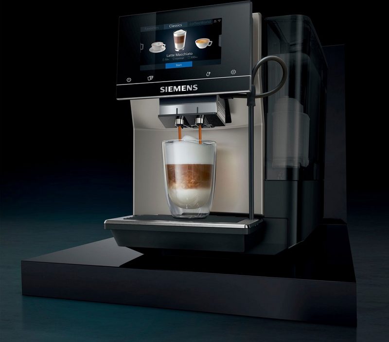 SIEMENS Kaffeevollautomat EQ.700 Inox silber metallic TP705D47 internationale Kaffeespezialitäten intuitives Full-Touch-Display speichern Sie bis zu 10 individuelle Kaffee-Favoriten automatische Milchsystem-Reinigung