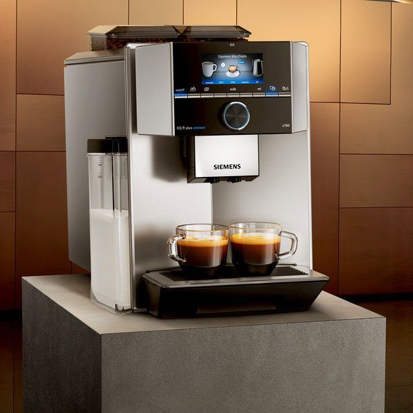 SIEMENS Kaffeevollautomat EQ.9 plus connect s700 TI9578X1DE 2 separate Bohnenbehälter und Mahlwerke extra leise automatische Reinigung bis zu 10 individuelle Profile