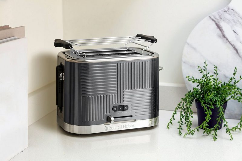 RUSSELL HOBBS Toaster Geo Steel 25250-56 2 kurze Schlitze 1640 W